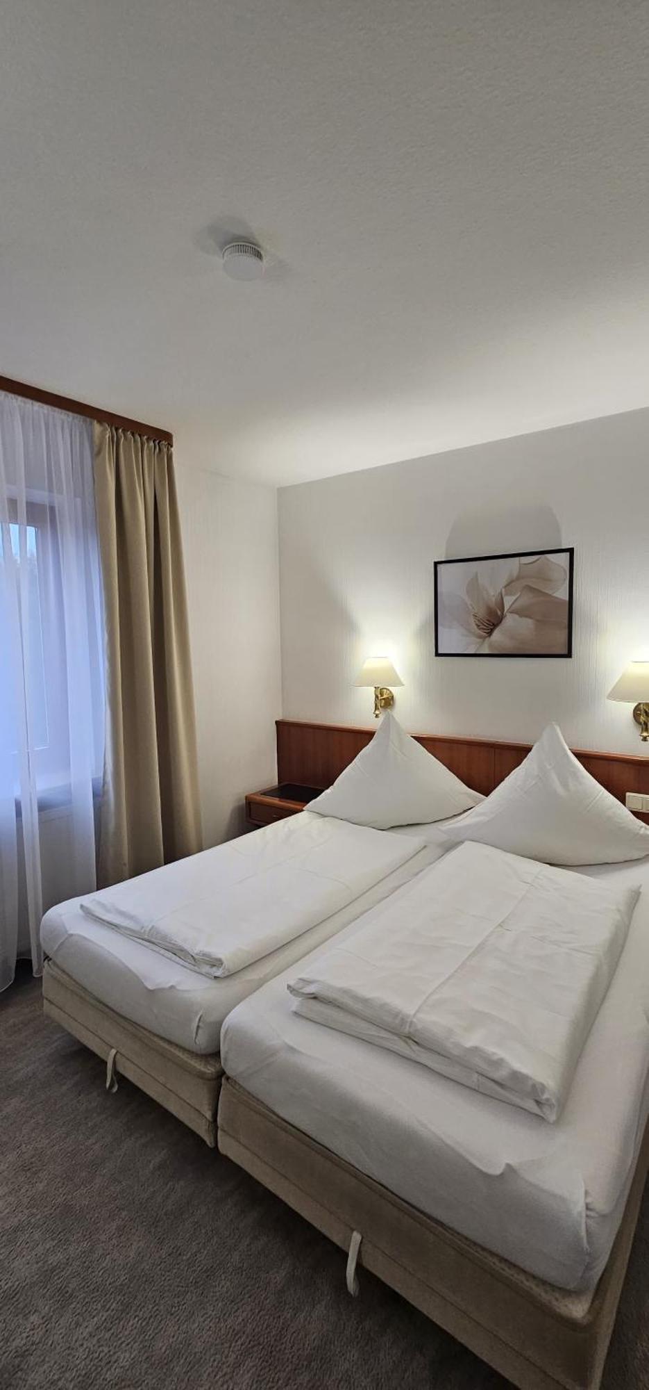 Hotel Garni Vierjahreszeiten Бад-Штаффельштайн Экстерьер фото