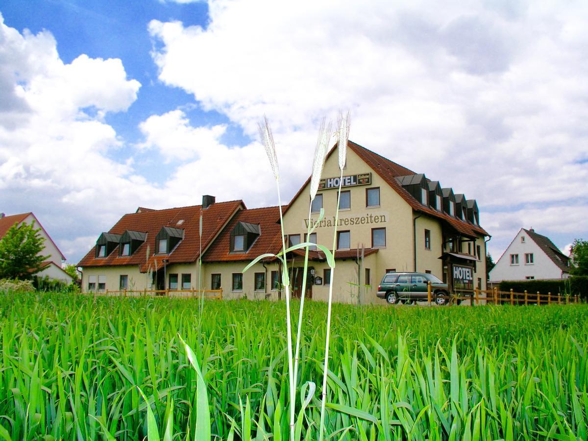 Hotel Garni Vierjahreszeiten Бад-Штаффельштайн Экстерьер фото