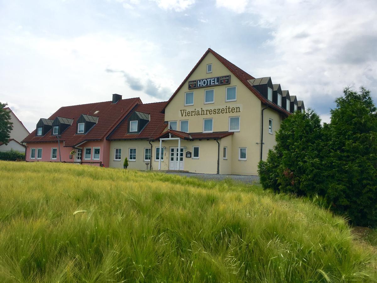 Hotel Garni Vierjahreszeiten Бад-Штаффельштайн Экстерьер фото