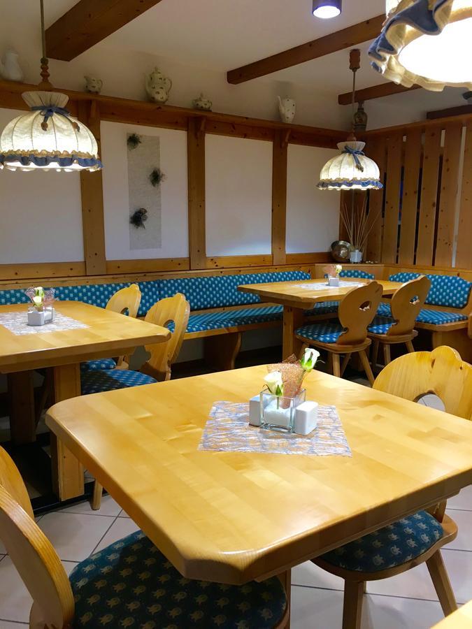 Hotel Garni Vierjahreszeiten Бад-Штаффельштайн Экстерьер фото